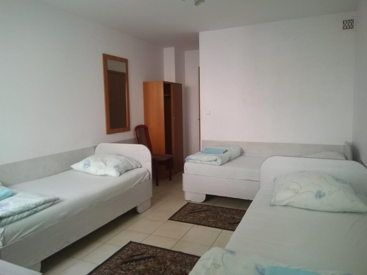 Hostel Malva Łomianki Dış mekan fotoğraf