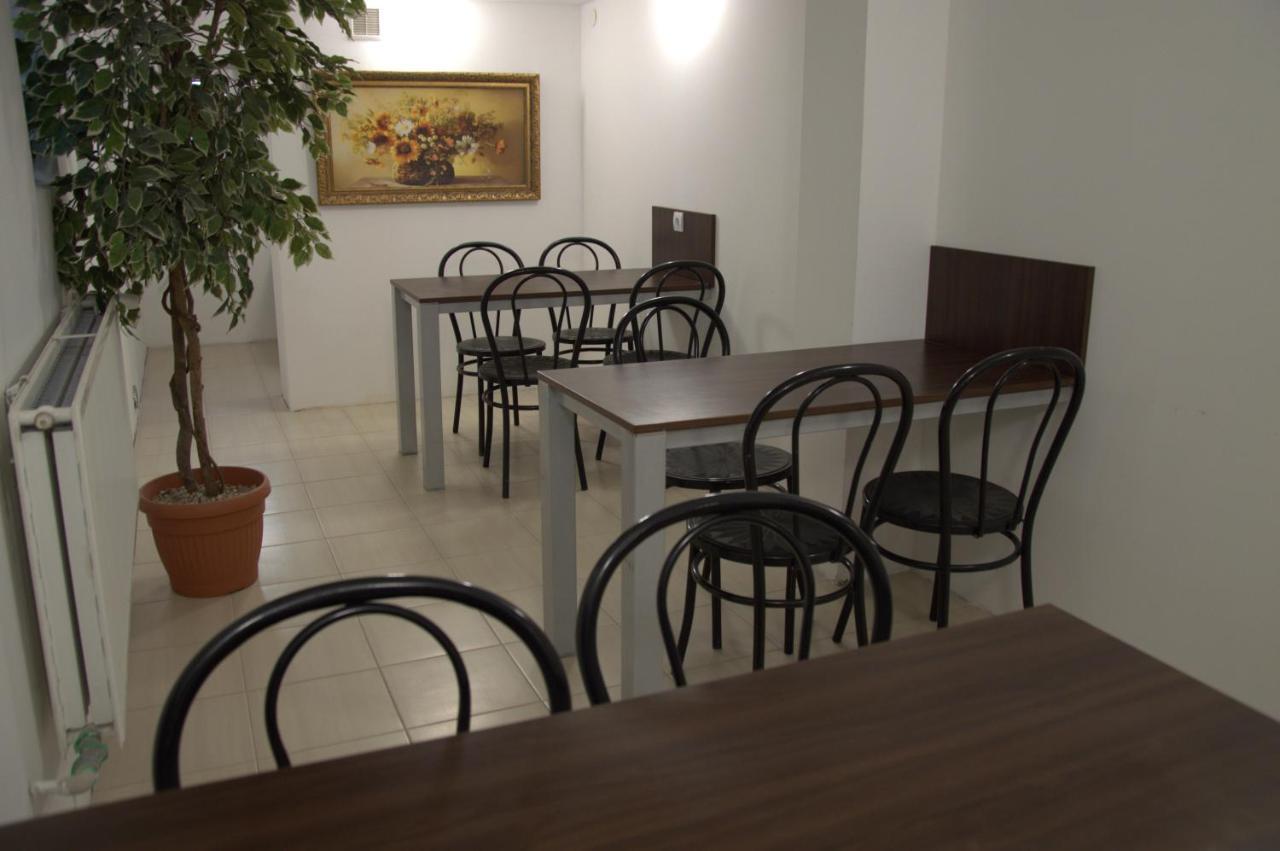 Hostel Malva Łomianki Dış mekan fotoğraf